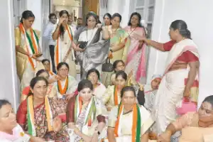 Women Congress leaders protest at Gandhi Bhavan