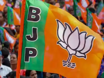 BJP criticizes KCR for blaming engineers