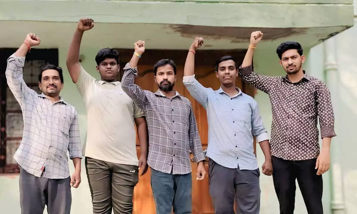 BJYM demands reversal of bus pass fee increase