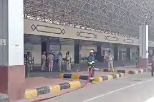 Bomb threat puts Begumpet airport on high alert