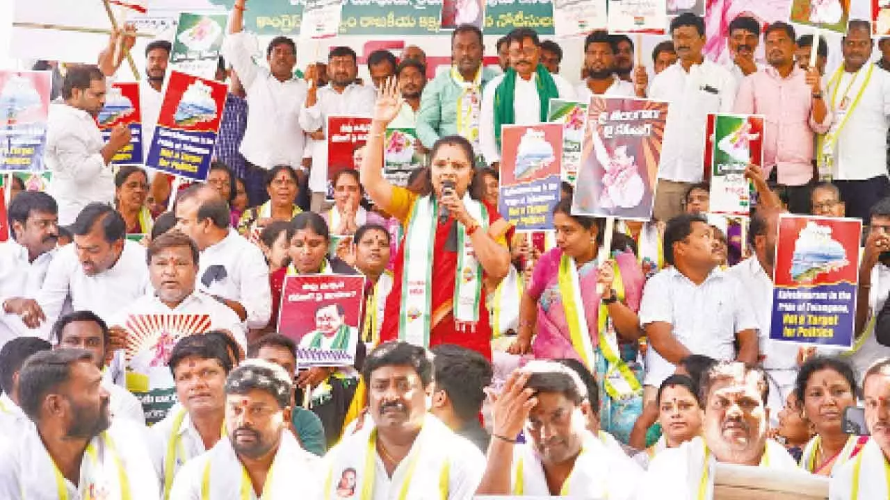 BRS leaders miss Kavitha’s protest