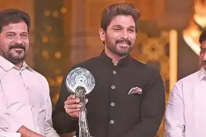 Chief Minister gives Gaddar film awards