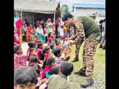 CRPF 212 Battalion gives supplies to tribal people