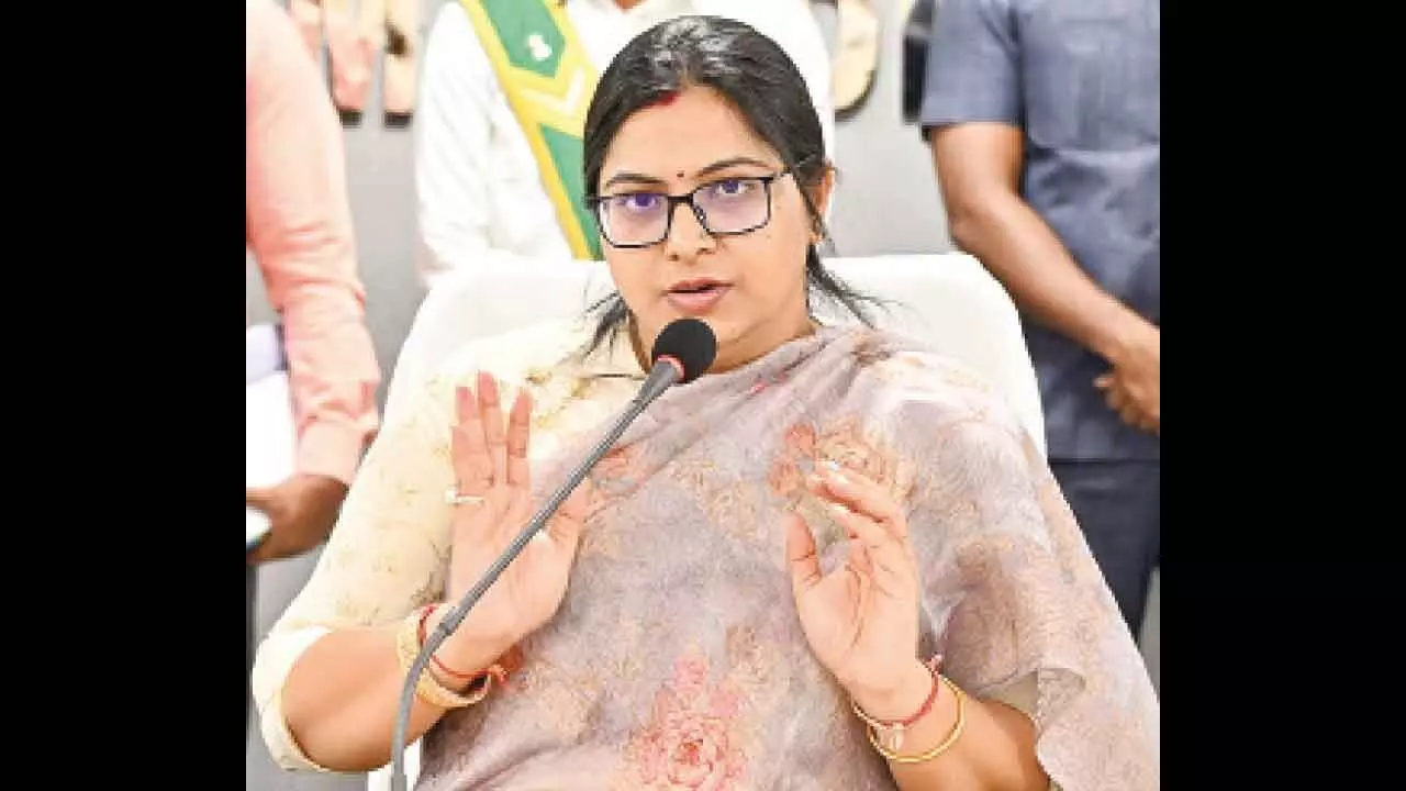 DC tells officials to treat farmers respectfully at revenue meetings