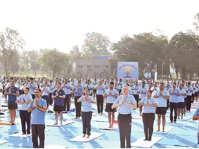 Defence College promotes Yoga