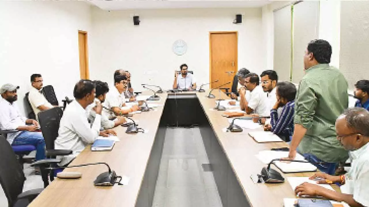 Finish renovating government schools quickly says DC