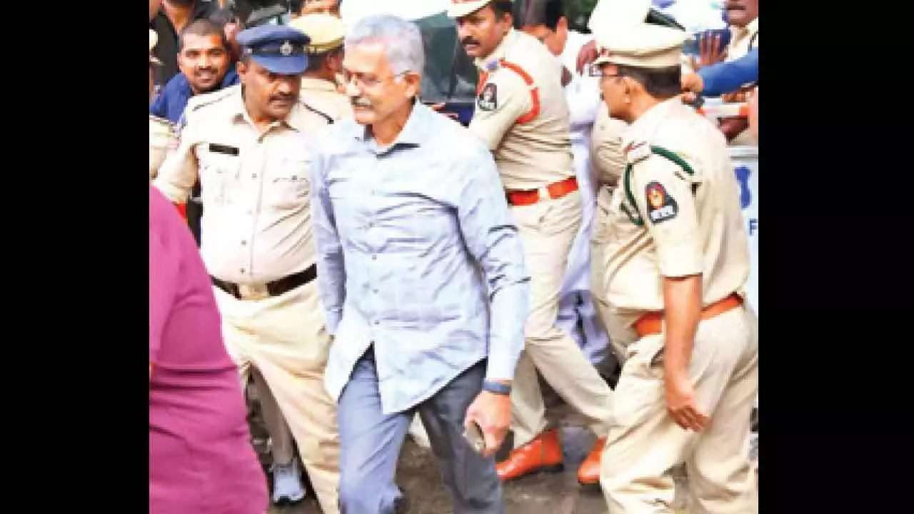 Former SIB chief questioned in phone tapping case