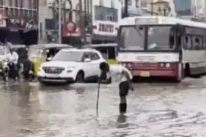 Heavy rain floods western Hyderabad, causing traffic chaos