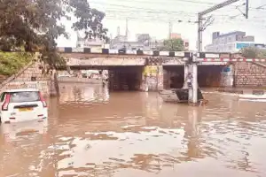 Heavy rains flood many city areas