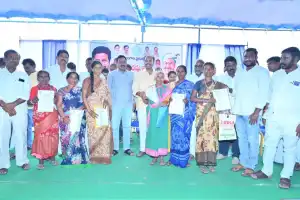 Indiramma Housing Scheme Recipients Asked to Speed Up Building: 830 Houses Approved for Dharur Mandal