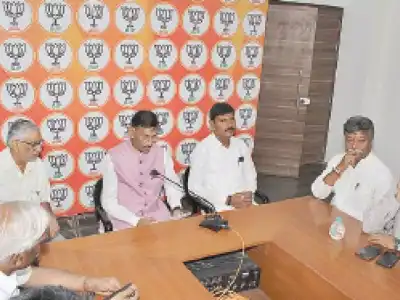 Join Viksit Bharat vision, says Defence Minister