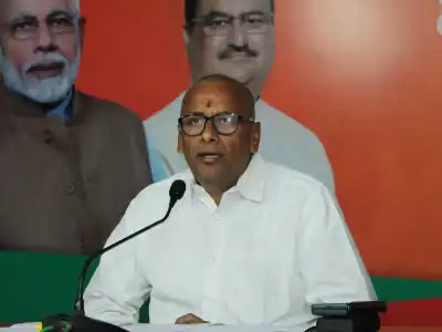 KCR attempts to avoid responsibility for KLIP issues