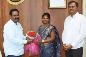 L. Alivelu becomes new RDO of Gadwal