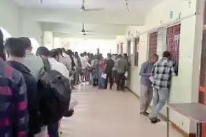 Long wait for driving licenses frustrates applicants in Hyderabad