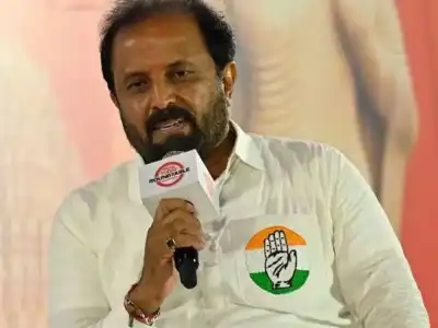 Madhu Yashki accuses Kavitha of being a BJP tool