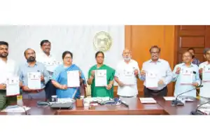 Minister announces welfare support for TG temple priests