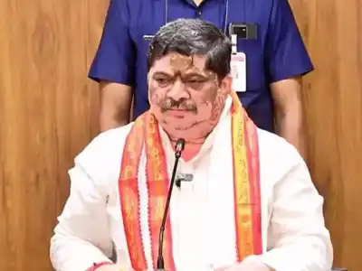 Minister Ponnam Prabhakar checks preparations for Secunderabad Bonalu in Telangana