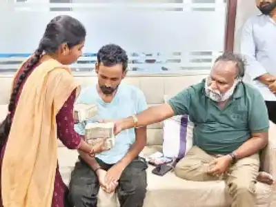 On Rahul Gandhi’s birthday, Jagga Reddy gives ₹10 lakh to help a cancer patient