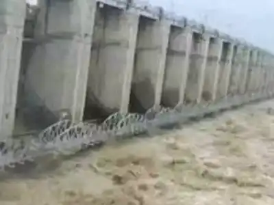 PJP Dam Almost Full; Spillway Gates Open to Control Water Flow
