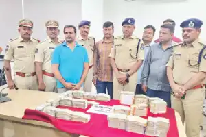 Police catch gang from different states, seize Rs 40 lakh