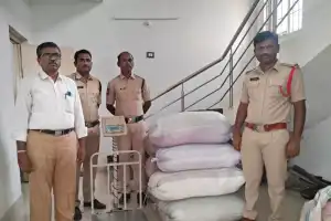 Police Raid in Keshavaram: Fake Cotton Seeds Worth Rs 1.8 Lakh Seized