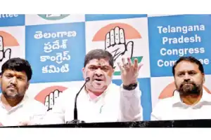 Ponnam says Kavitha shouldn’t talk about BCs