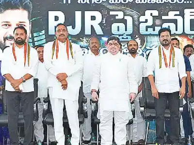 Revanth seeks Amit Shah’s help for city project funds