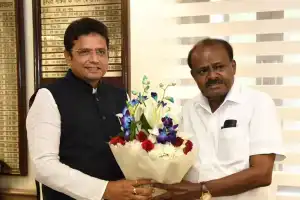 Telangana asks government to resolve unused CPSU land issue