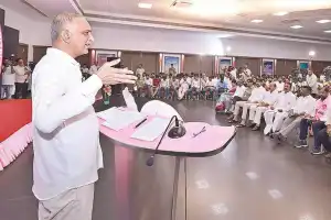 Telangana silent as Andhra diverts Godavari waters, says Harish