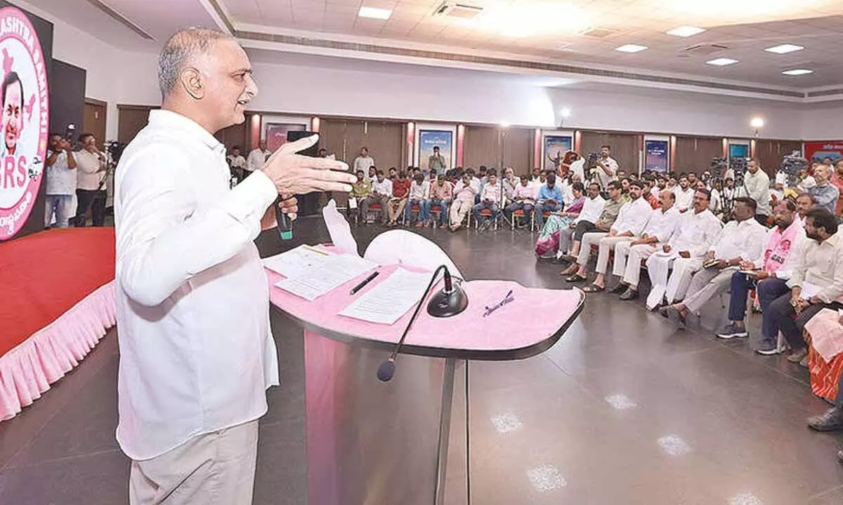 Telangana silent as Andhra diverts Godavari waters, says Harish