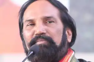 Uttam urges Centre to stop Banakachera-Godavari project in AP