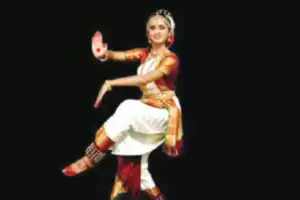Artist performs first solo Kuchipudi dance