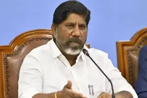 Bhatti reviews flood preparations in Khammam and Kothagudem districts