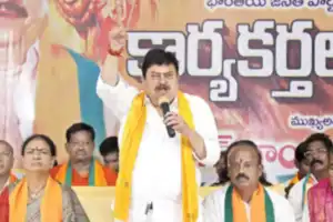 BJP leader exposes Congress government’s false claims on urea shortage in Telangana