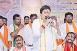 BJP leader urges people to trust saffron party to meet their hopes
