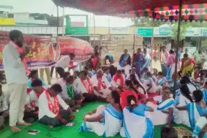 BRS Leaders Join Large Rally in Gadwal Supporting National Strike Against Anti-Worker Policies