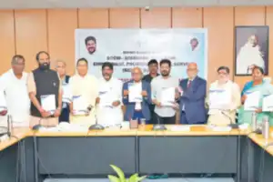 Caste census report given to Chief Minister