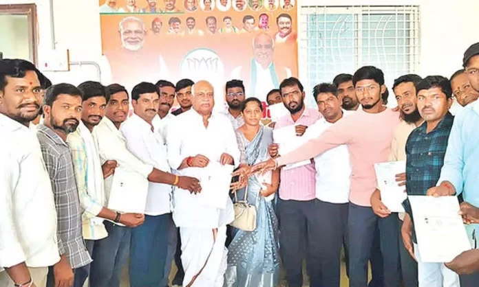 CMRF checks given out