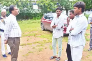 Collector helps students denied transfer certificates by private college