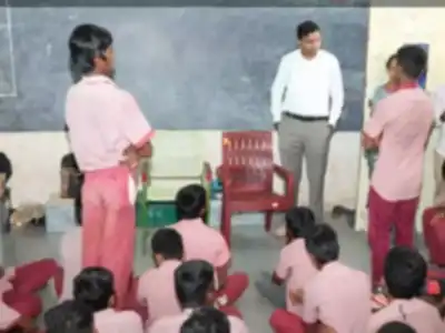 Collector Responds Quickly to Student Protests: Officials Ordered, School Staff Suspended