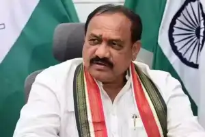 Congress considers statues of Mukesh Goud and Shiv Shankar to attract BCs in Hyderabad