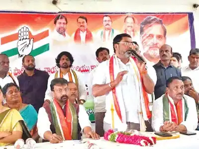Congress gains support before local elections