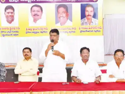 CREDAI involved in social service says Bandaru Prasad