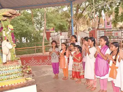 Crowds visit temples for Toli Ekadashi celebrations
