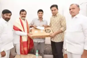 Doctor couple donates Rs 1 lakh to educate a needy child inspired by KTR