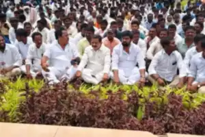 Farmers Celebrate Victory in Jogulamba Gadwal After Successful Protest