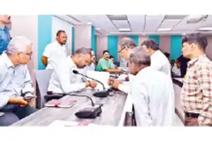 GHMC chief urges officials to quickly address Prajavani complaints