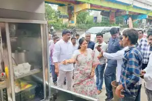 GHMC removes illegal structures in Tarnaka area