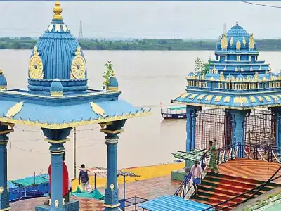 Godavari flood: Seethamma Narachirala flooded
