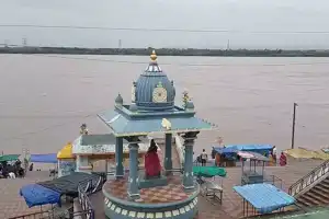 Godavari River floods as water rises in Bhadrachalam